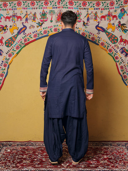 Navy Kurta with Traditional Ethnic Motifs