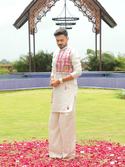 White Bandhani-Inspired Kurta with Embroidered Panel