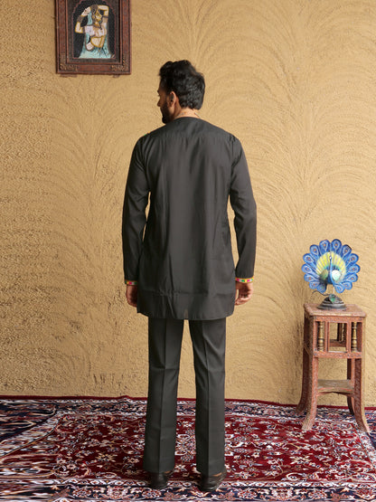 Black Embroidered Geometric Motif Kurta
