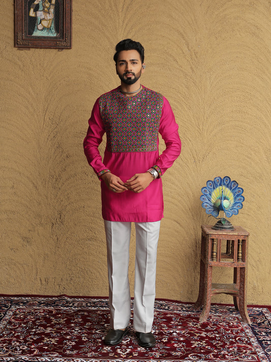 Pink Embroidered Geometric Motif Kurta