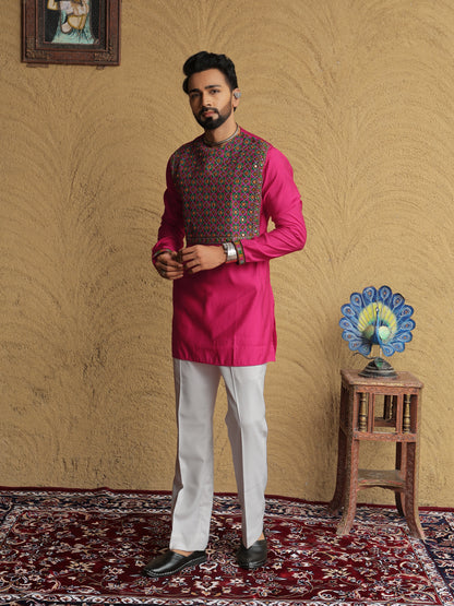 Pink Embroidered Geometric Motif Kurta