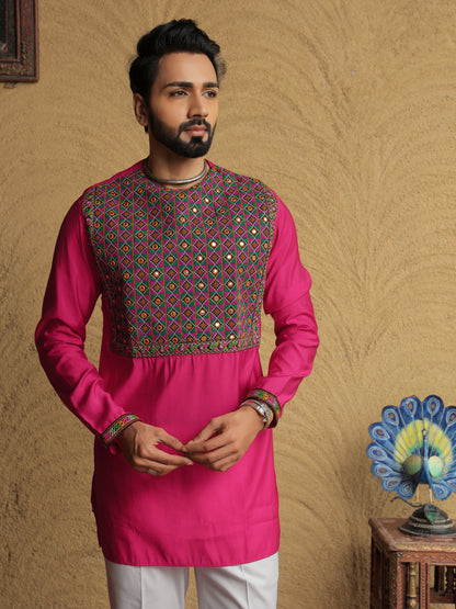 Pink Embroidered Geometric Motif Kurta