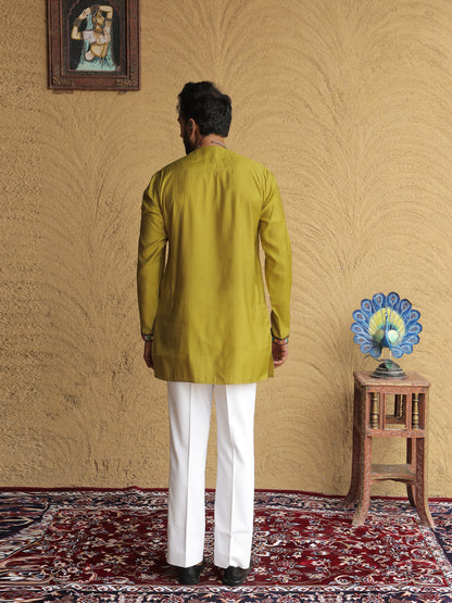 Green Embroidered Geometric Motif Kurta