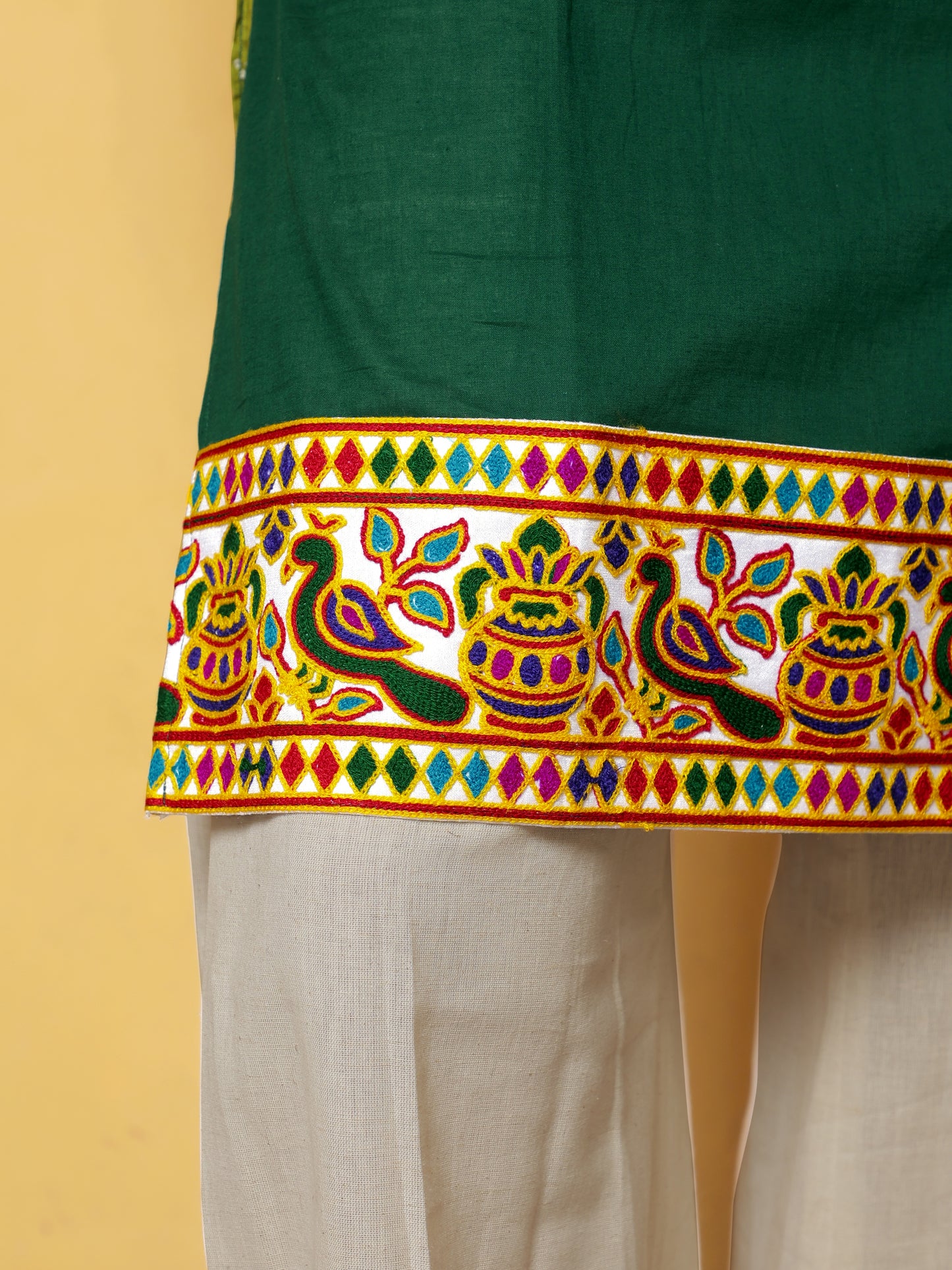 Green Bandhani-Inspired Embroidered Kurta