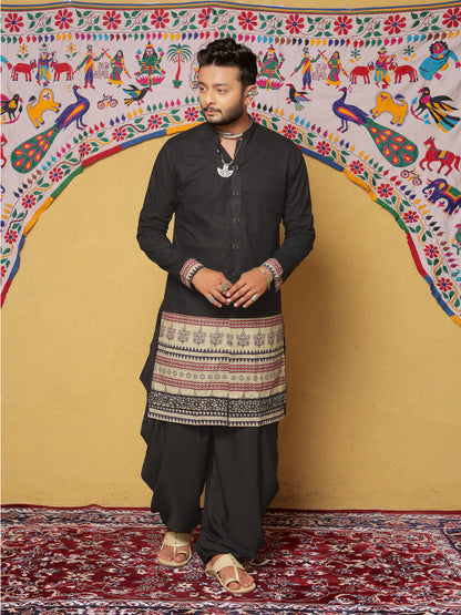 Black Kurta with Traditional Ethnic Motifs